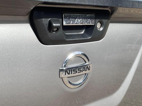 Nissan Navara 2.3 dCi Tekna 4WD Euro 6 (s/s) 4dr