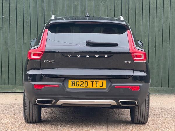 Volvo XC40 2.0 T4 Inscription Pro Auto Euro 6 (s/s) 5dr