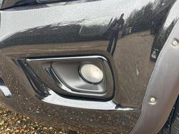 Nissan Navara 2.3 dCi N-Guard Auto 4WD Euro 6 4dr at 24th