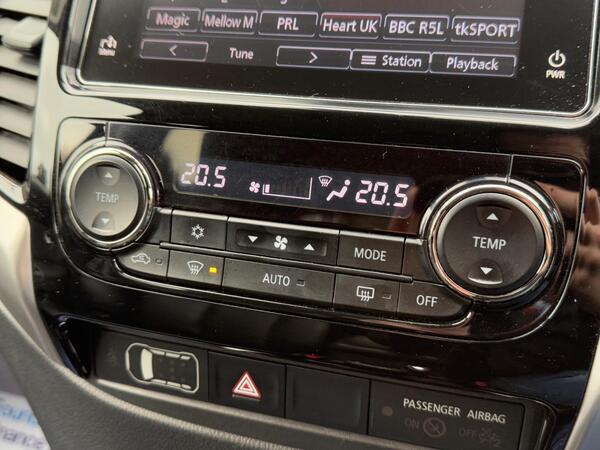 Mitsubishi L200 2.4 DI-D DC Warrior 4WD Euro 6 4dr