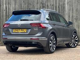Volkswagen Tiguan 2.0 TDI R-Line DSG 4Motion Euro 6 (s/s) 5dr at 3th