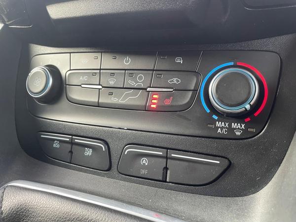 Ford Transit Connect 1.5 240 EcoBlue Limited L2 Euro 6 (s/s) 5dr