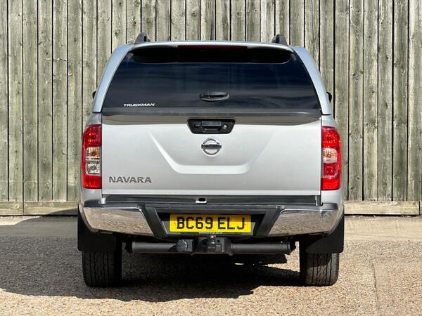 Nissan Navara 2.3 dCi Tekna Auto 4WD Euro 6 4dr