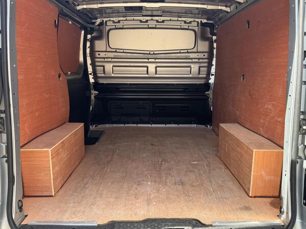 Renault Trafic 2.0 dCi Blue SL30 Extra Sport L1 H1 Euro 6 (s/s) 5dr