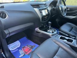 Nissan Navara 2.3 dCi Tekna Auto 4WD Euro 6 4dr at 4th