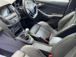 Ford Focus 2.0T EcoBoost ST-3 Euro 6 (s/s) 5dr at 49th