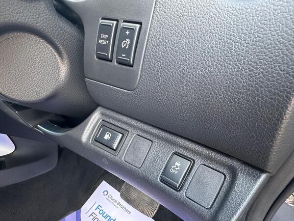 Nissan Navara 2.3 dCi Tekna Auto 4WD Euro 6 4dr