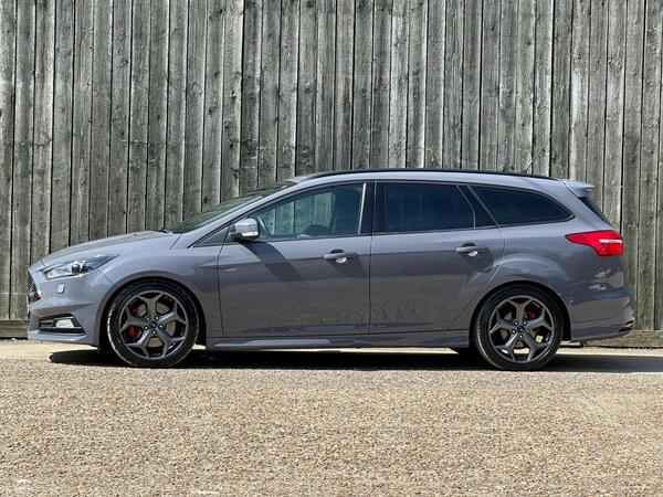 Ford Focus 2.0 TDCi ST-3 Euro 6 (s/s) 5dr