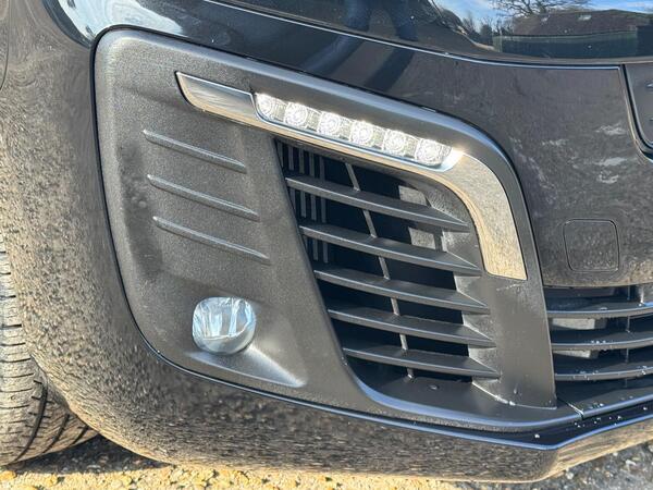 Peugeot Expert 2.0 BlueHDi 1400 Professional Premium Standard Panel Van MWB Euro 6 (s/s) 6dr