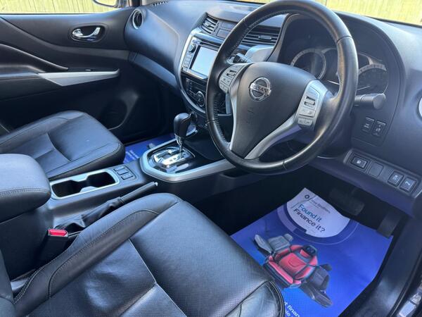 Nissan Navara 2.3 dCi Tekna Auto 4WD Euro 6 4dr