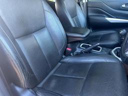 Nissan Navara 2.3 dCi Tekna 4WD Euro 6 (s/s) 4dr at 13th