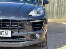 Porsche Macan 3.0 TD V6 S PDK 4WD Euro 6 (s/s) 5dr at 37th