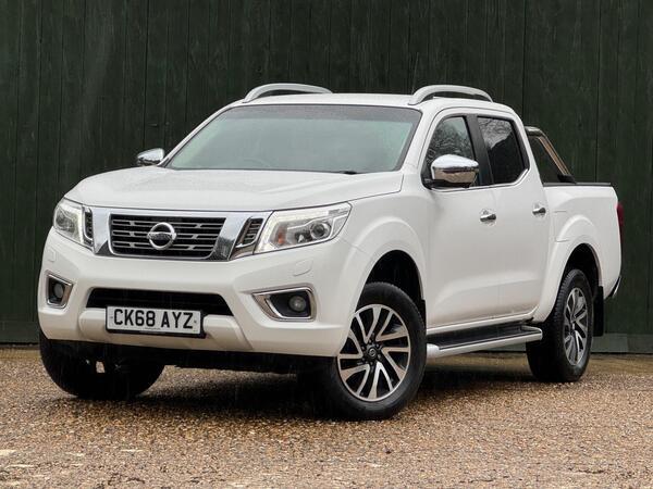 Nissan Navara 2.3 dCi Tekna 4WD Euro 6 (s/s) 4dr