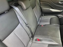 Nissan Navara 2.3 dCi N-Guard Auto 4WD Euro 6 4dr at 18th