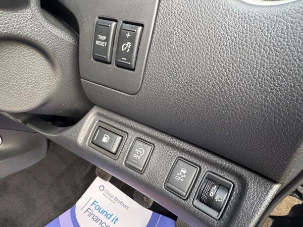 Nissan Navara 2.3 dCi Acenta+ 4WD Euro 6 (s/s) 4dr