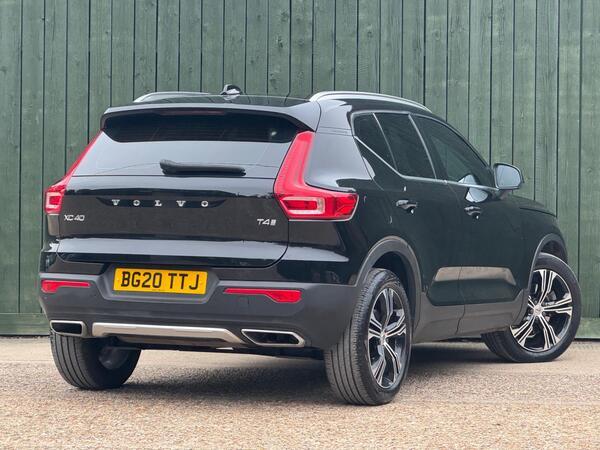 Volvo XC40 2.0 T4 Inscription Pro Auto Euro 6 (s/s) 5dr