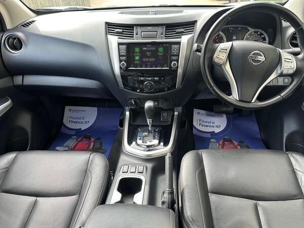 Nissan Navara 2.3 dCi Tekna Auto 4WD Euro 6 4dr