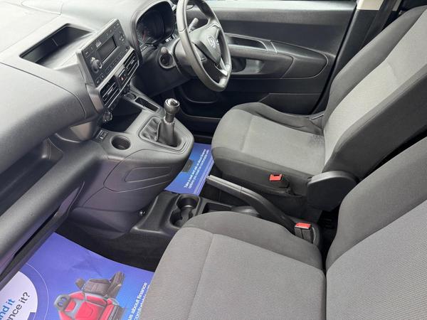 Vauxhall Combo 1.5 Turbo D 2300 Edition L2 H1 Euro 6 (s/s) 4dr