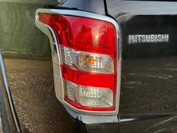 Mitsubishi L200 2.4 DI-D DC Barbarian 4WD Euro 6 4dr at 42th