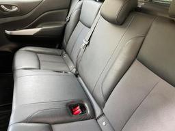 Nissan Navara 2.3 dCi N-Guard Auto 4WD Euro 6 4dr at 14th