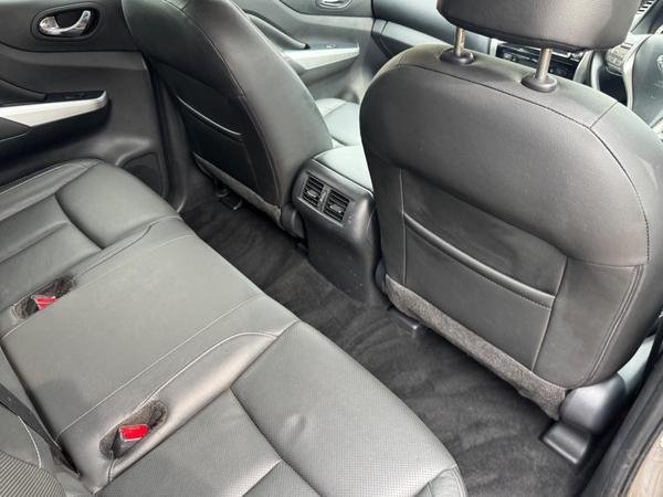 Nissan Navara 2.3 dCi Tekna Auto 4WD Euro 6 4dr