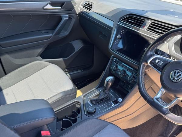 Volkswagen Tiguan 2.0 TSI R-Line Tech DSG 4Motion Euro 6 (s/s) 5dr