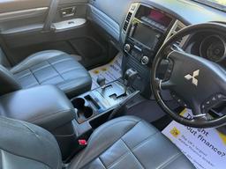Mitsubishi Shogun 3.2 DI-DC SG5 Auto 4WD Euro 6 5dr LWB at 9th