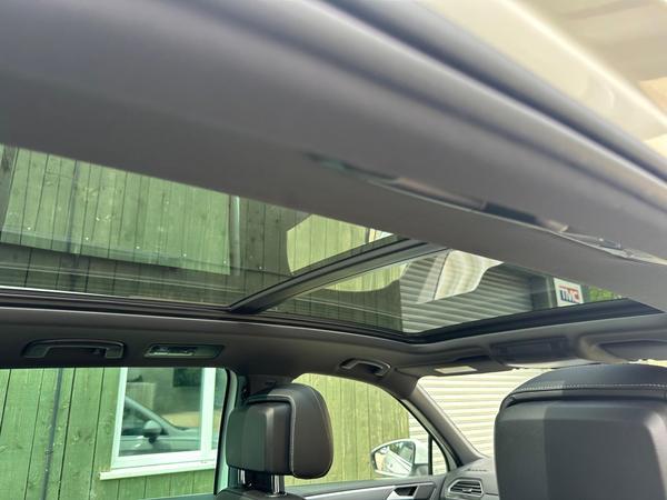 Volkswagen Tiguan 2.0 TDI R-Line DSG 4Motion Euro 6 (s/s) 5dr