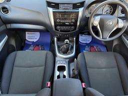 Nissan Navara 2.3 dCi Acenta 4WD Euro 6 (s/s) 4dr at 2th