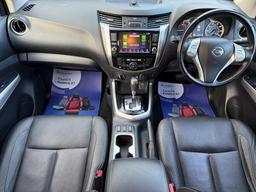 Nissan Navara 2.3 dCi Tekna Auto 4WD Euro 6 4dr at 6th