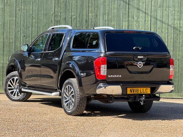 Nissan Navara 2.3 dCi Tekna Auto 4WD Euro 6 4dr