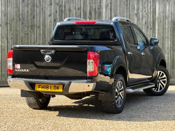 Nissan Navara 2.3 dCi Tekna Auto 4WD Euro 6 4dr
