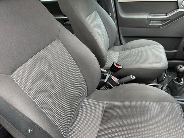 Vauxhall Meriva 1.6i 16v Club 5dr