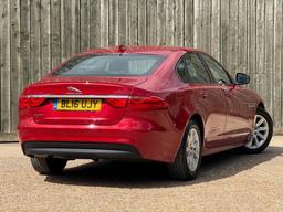 Jaguar XF 2.0d R-Sport Auto Euro 6 (s/s) 4dr at 24th