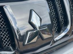 Mitsubishi L200 2.4 DI-D DC Barbarian 4WD Euro 6 4dr at 31th