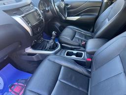 Nissan Navara 2.3 dCi Tekna 4WD Euro 6 (s/s) 4dr at 8th