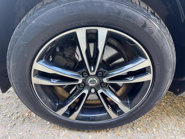 Volvo XC60 2.0 T4 Edition Auto Euro 6 (s/s) 5dr
