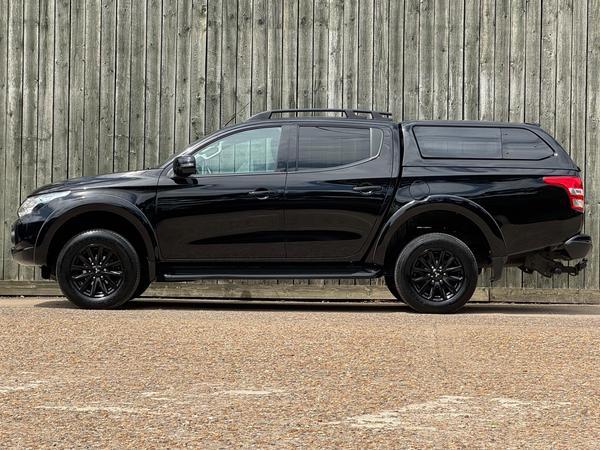 Mitsubishi L200 2.4 DI-D DC Barbarian Black Auto 4WD Euro 6 4dr (Roll Top)