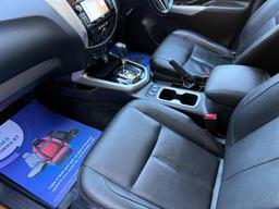 Nissan Navara 2.3 dCi Tekna Auto 4WD Euro 6 4dr at 16th