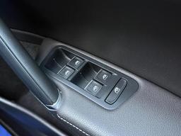 Volkswagen Golf 2.0 TSI R DSG 4Motion Euro 6 (s/s) 5dr at 37th