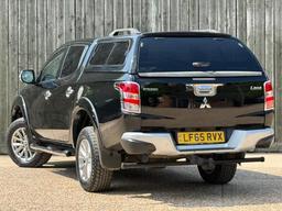 Mitsubishi L200 2.4 DI-D DC Barbarian Auto 4WD Euro 5 4dr at 15th