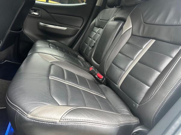 Mitsubishi L200 2.4 DI-D DC Barbarian Auto 4WD Euro 6 4dr