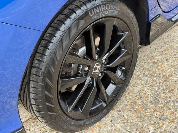 Honda Civic 1.5 VTEC Turbo Sport CVT Euro 6 (s/s) 5dr
