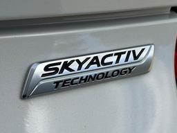 Mazda MX-5 1.5 SKYACTIV-G Icon Euro 6 2dr at 26th