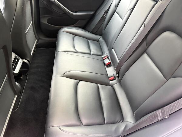 Tesla Model 3 (Dual Motor) Performance Auto 4WDE 4dr (Performance Upgrade)