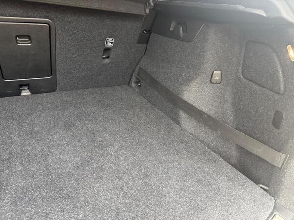 Volvo XC40 2.0 T4 Inscription Pro Auto Euro 6 (s/s) 5dr
