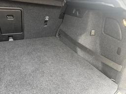 Volvo XC40 2.0 T4 Inscription Pro Auto Euro 6 (s/s) 5dr at 54th