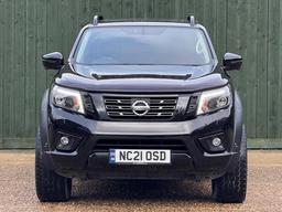 Nissan Navara 2.3 dCi N-Guard Auto 4WD Euro 6 4dr at 4th