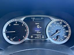 Nissan Navara 2.3 dCi Tekna Auto 4WD Euro 6 4dr at 11th