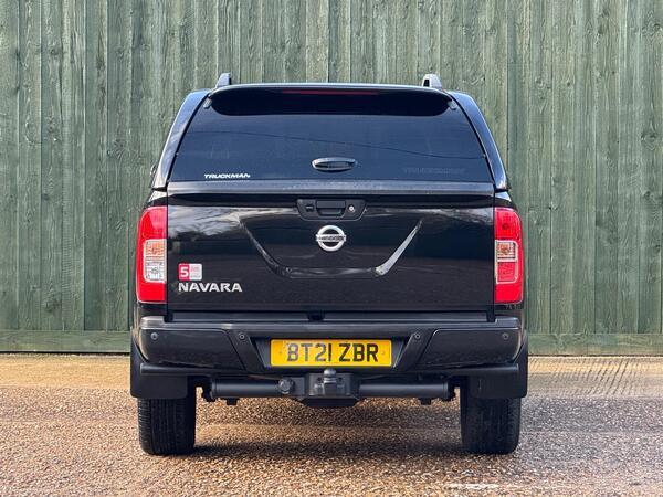 Nissan Navara 2.3 dCi N-Guard Auto 4WD Euro 6 4dr